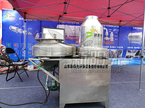 油煙凈化器該如何匹配合適的風(fēng)機呢？
